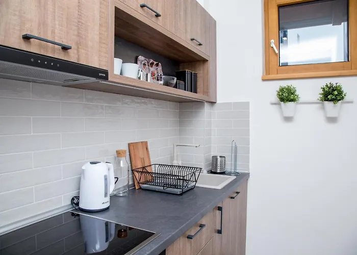 Lena Marie ズラティボール