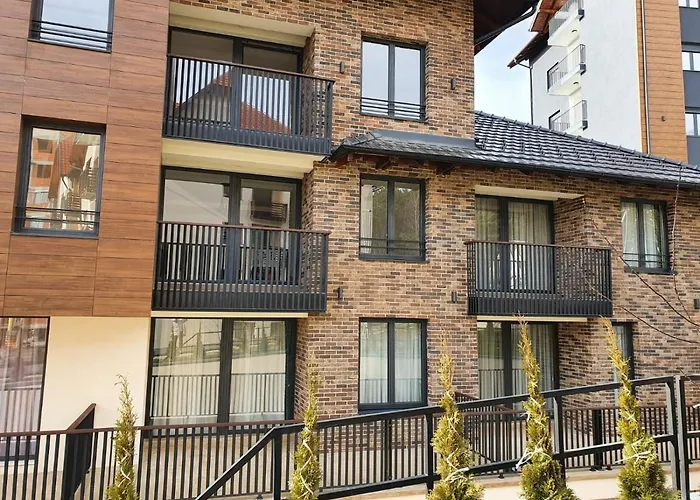 Lena Marie アパート