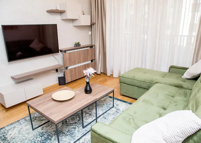 Lena Marie アパート *