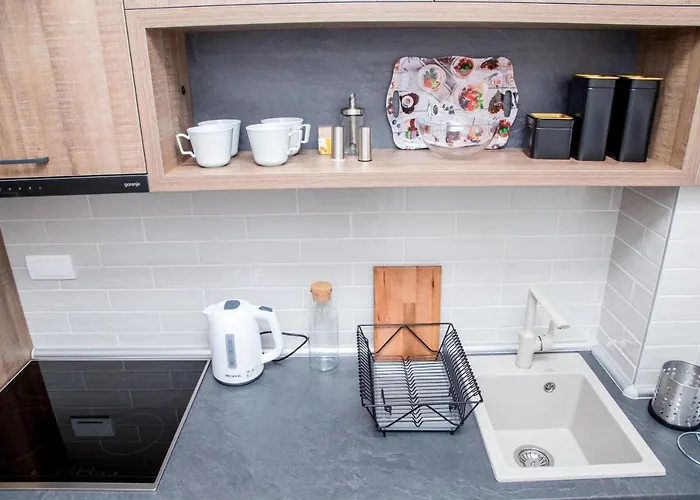 Lena Marie ズラティボール